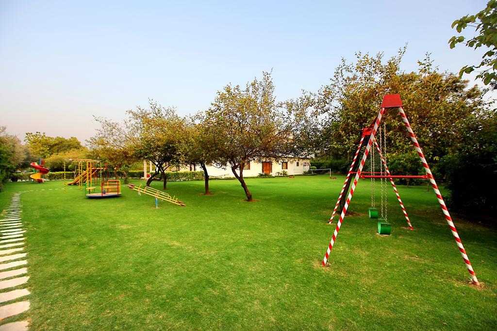 The Awesome Farms & Resorts Gothda Mohbtabad Exterior photo